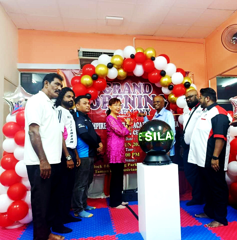 Grand opening ceremony of “Best Empire Silambam Academy Malaysia” by YB Teresa Kok